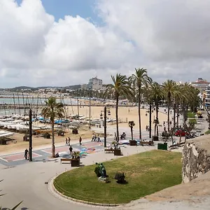 Sitgesnextdoor Bed & Breakfast