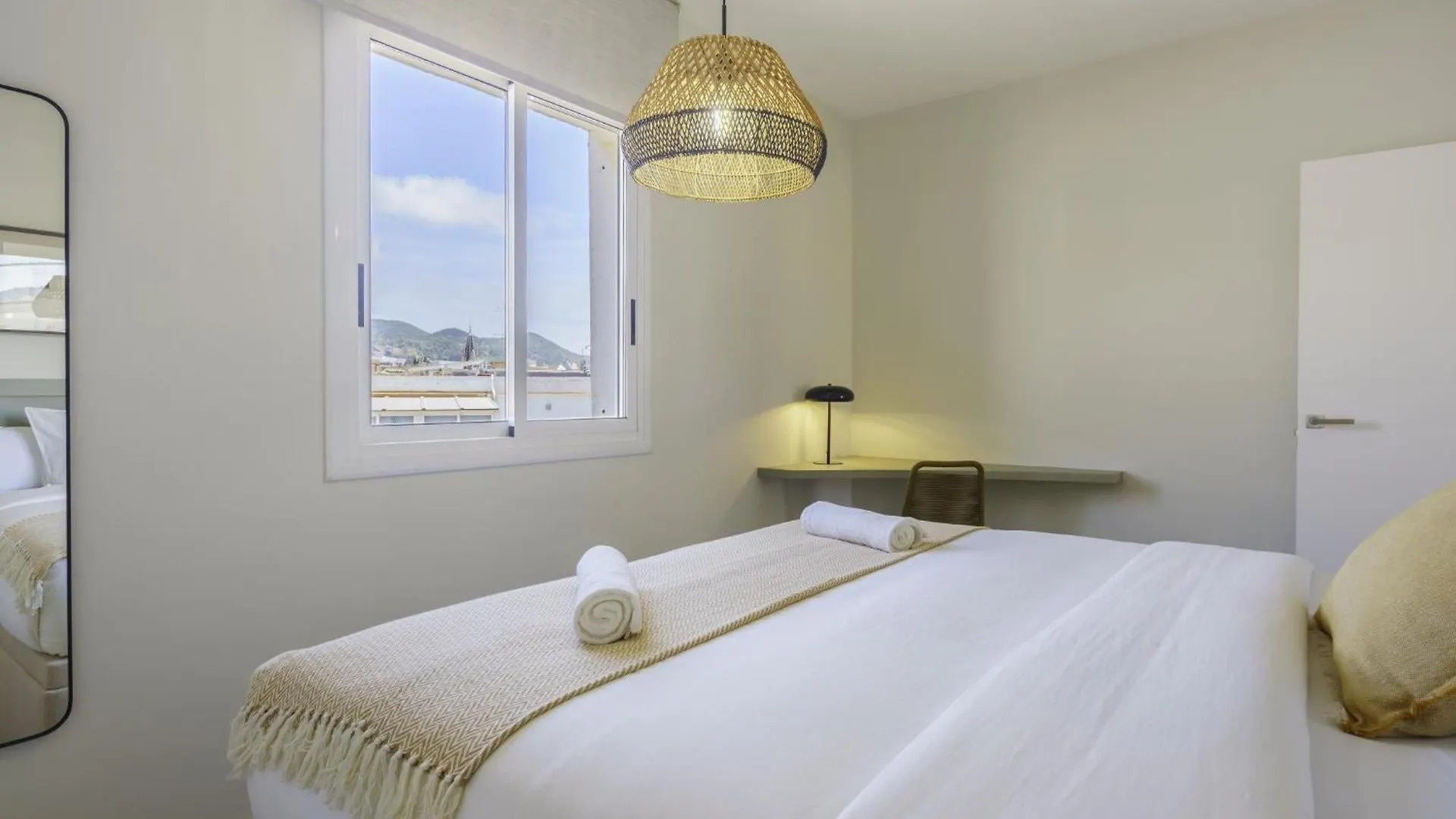 Sitges Spaces Mediterranean Penthouse アパート